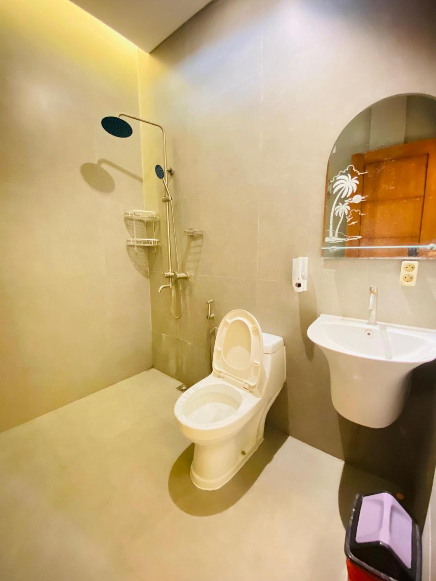 Villa Imperial Diamond Cibadak  Ngoại thất bức ảnh
